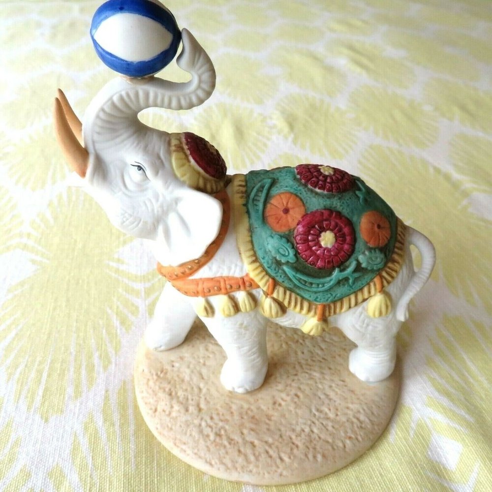 Hand Painted Porcelain Circus Elephant Figurine Figure Trunk Up Raised
